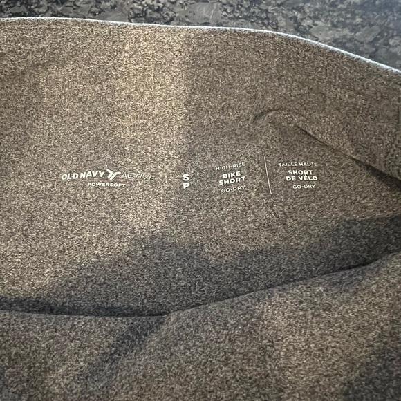 Women’s  athletic shorts - Picture 4 of 4